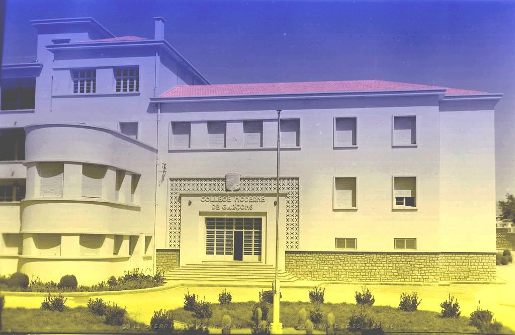 TIARET 500  GROUPE SCOLAIRE.jpg